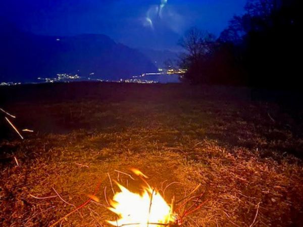 Survival-Lago-di-Como-by-night