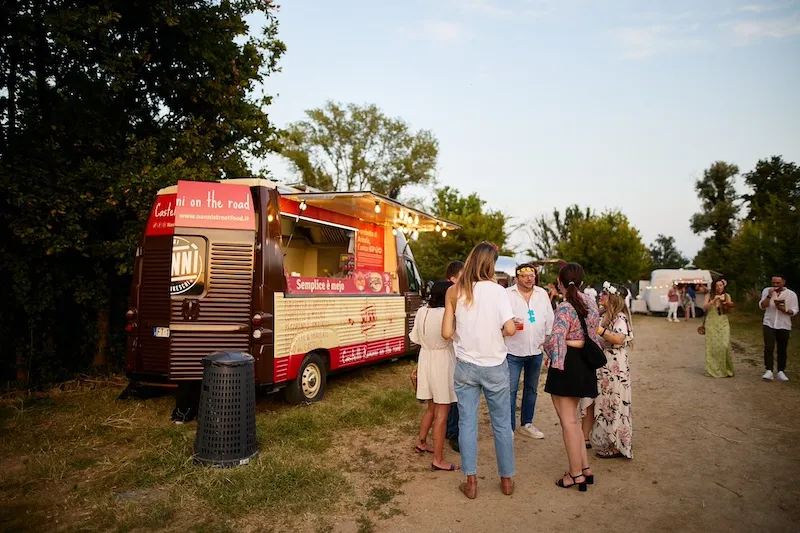 food-truck-Milano-summer-party-aziendale-corefab